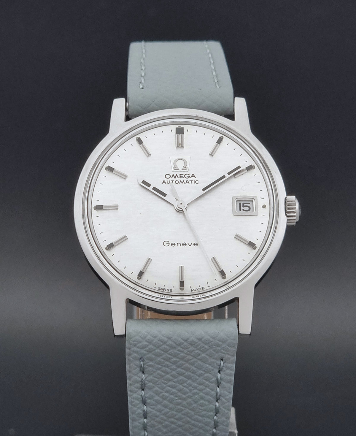 Vintage Omega Genève 166.070 automatic watch from 1970, dial view