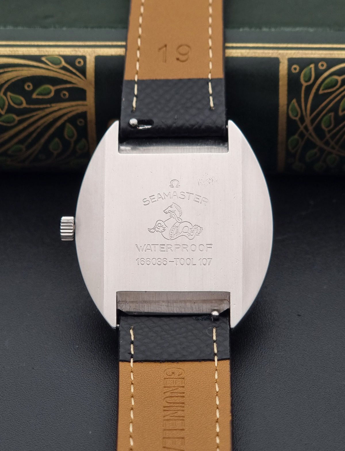 1970 vintage Omega Seamaster Cosmic 166.036 automatic watch, rear view of the stainless steel caseback