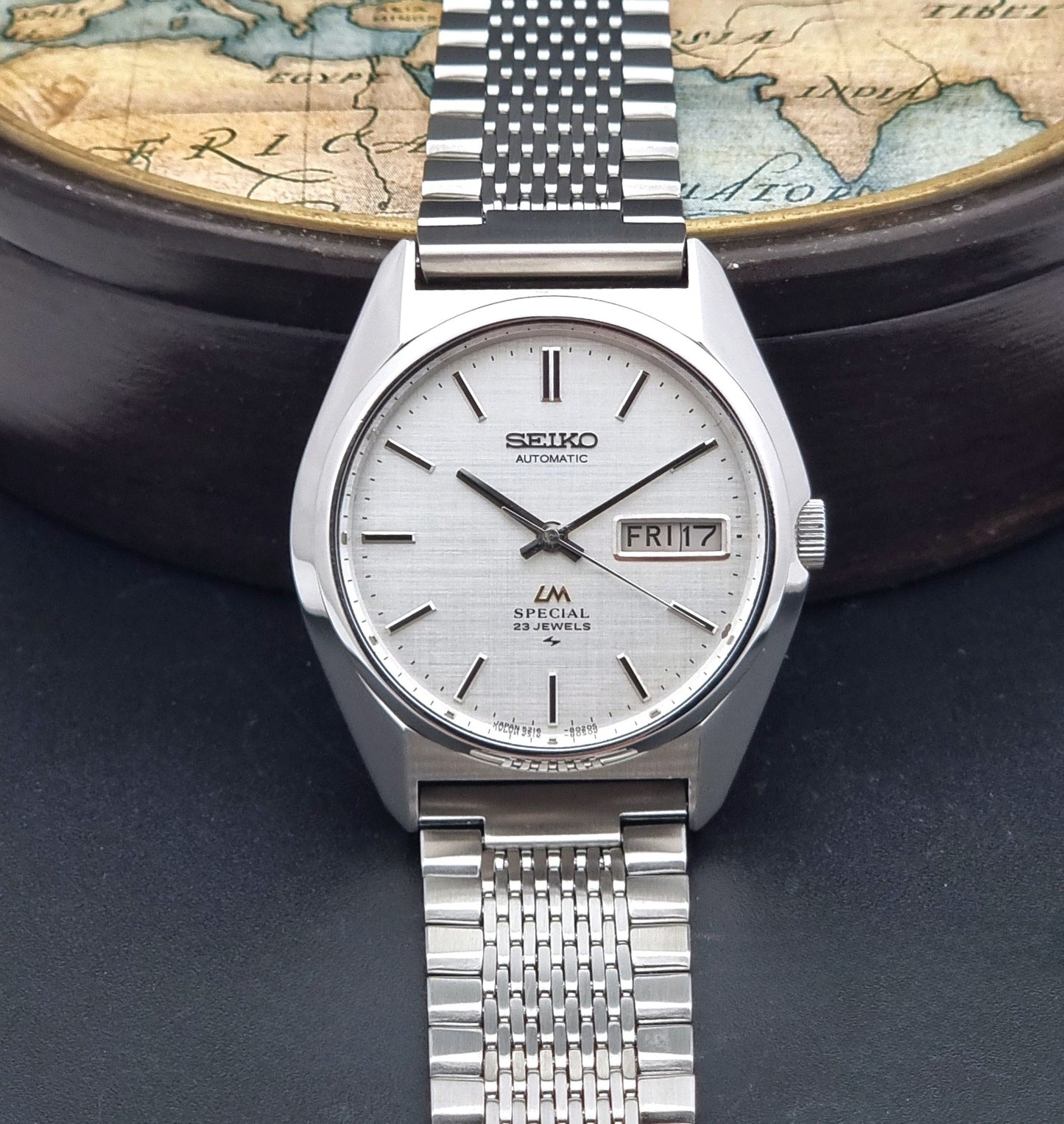 Vintage Seiko Wristwatch LordMatic Special 5216-8020 Auto 1975