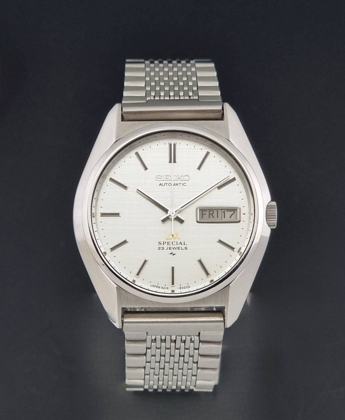 Vintage Seiko Wristwatch LordMatic Special 5216-8020 Auto 1975