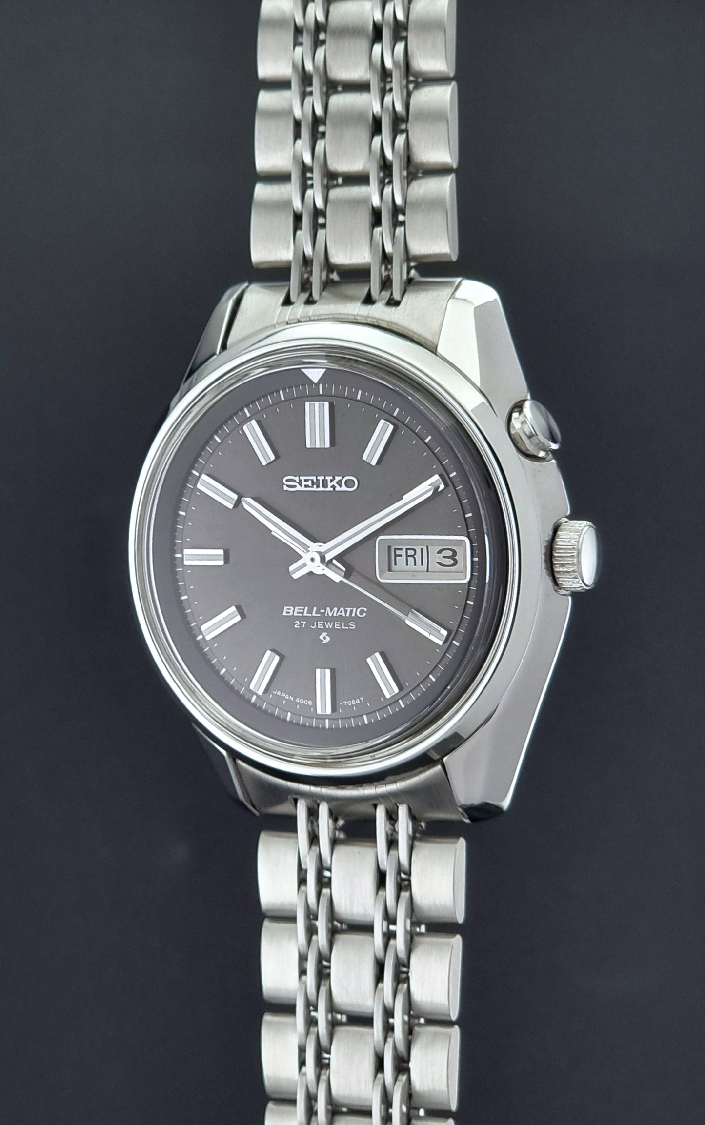 Vintage Seiko Alarm Wristwatch Bell-Matic 4006-7012 Grey Dial 1975