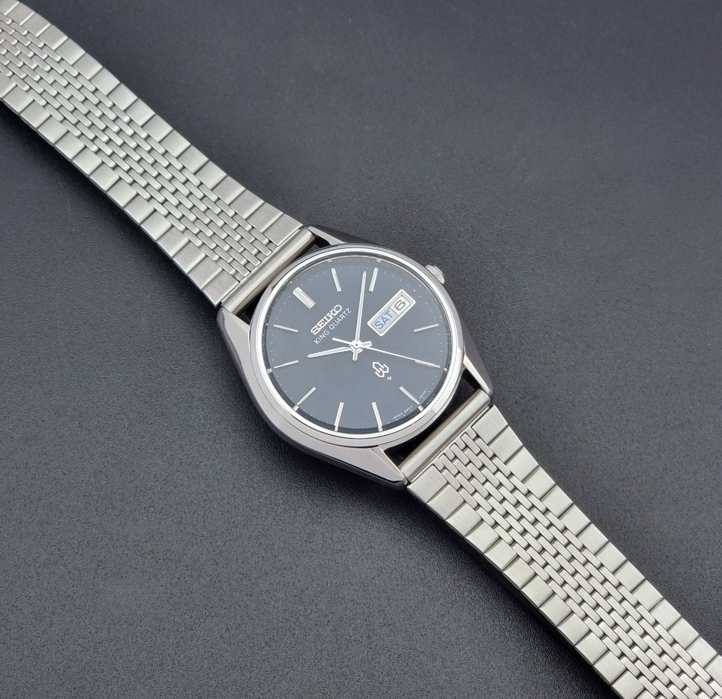 Vintage Seiko King Quartz 4823-8000-G watch 1975 Blue dial