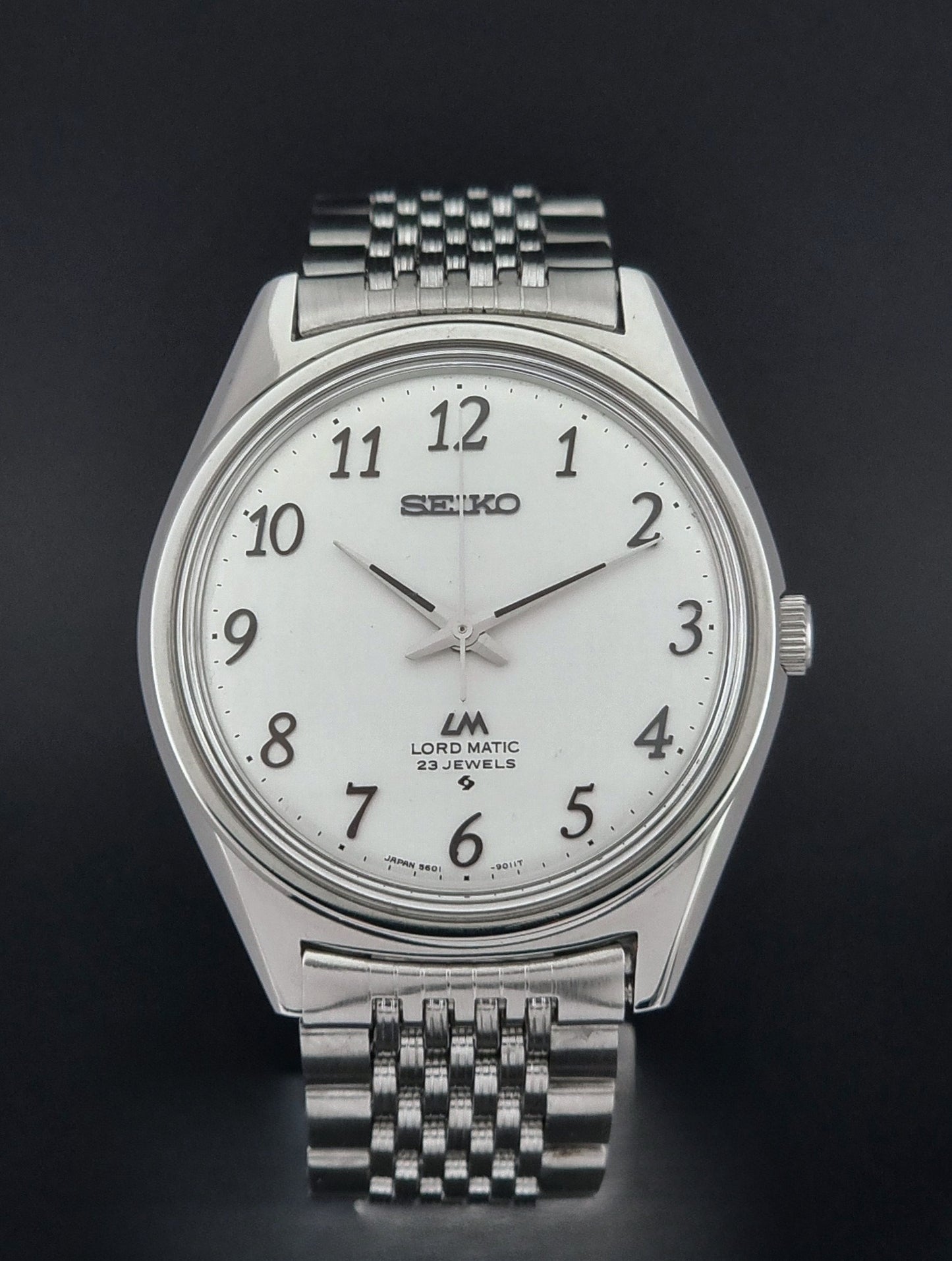 Vintage Seiko watch LordMatic 5601-9000 front