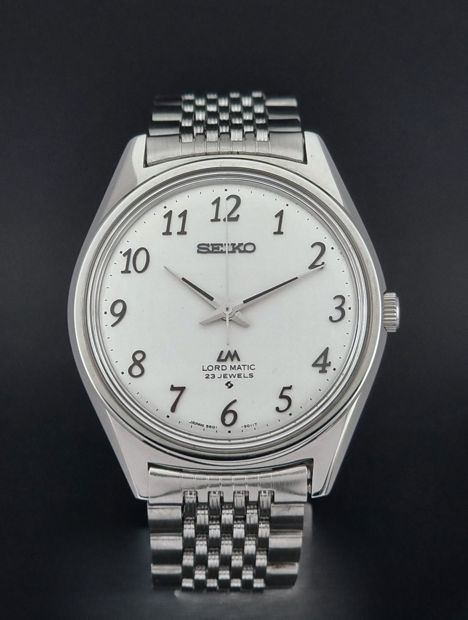 Vintage Seiko watch LordMatic 5601-9000 front