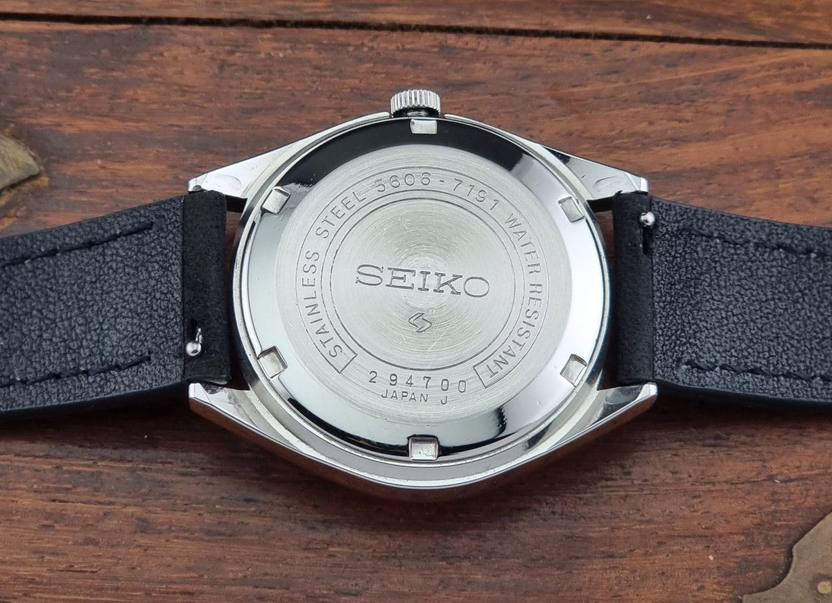 Vintage Seiko Lord Matic 5606-7191 automatic watch from 1972, caseback view