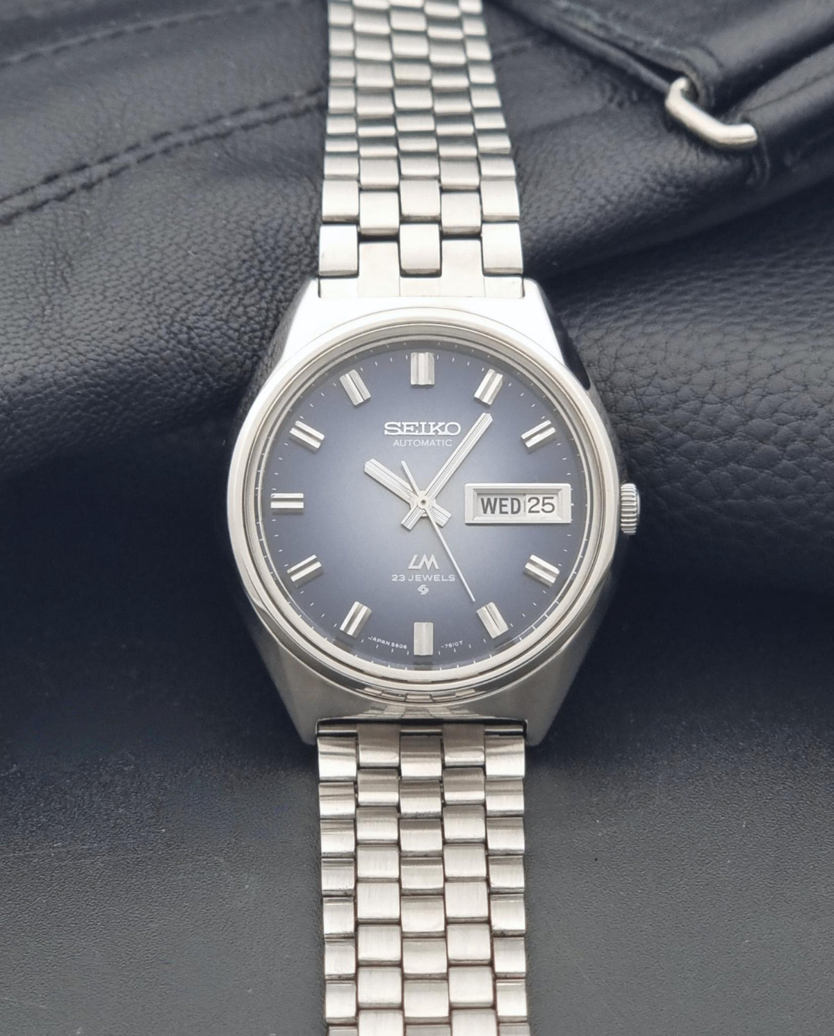 Vintage Seiko Lord Matic 5606-7260 blue dial automatic watch from 1973, alternate front view