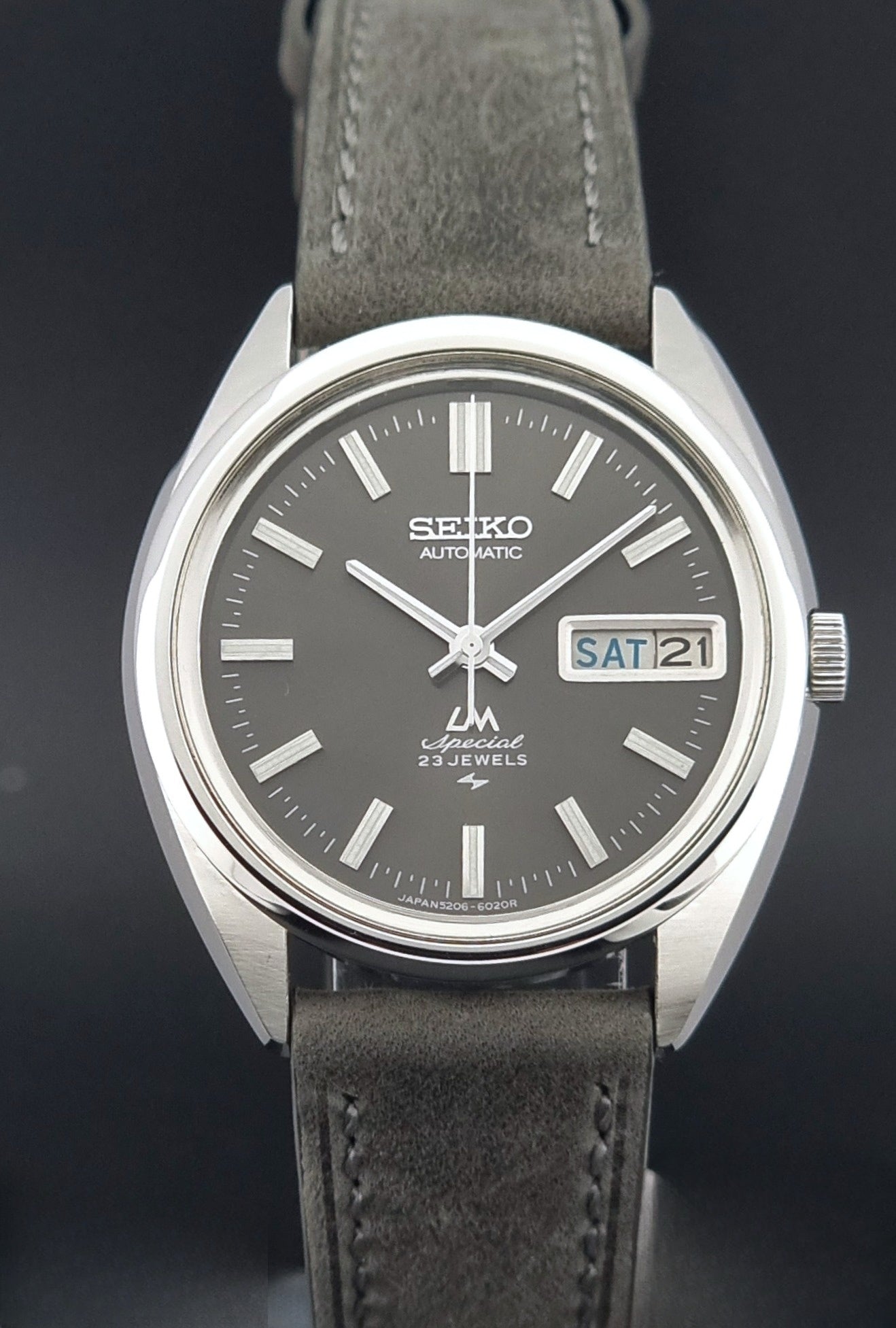 Seiko watch LordMatic Special 5206-6021 Grey Dial Vintage 1972