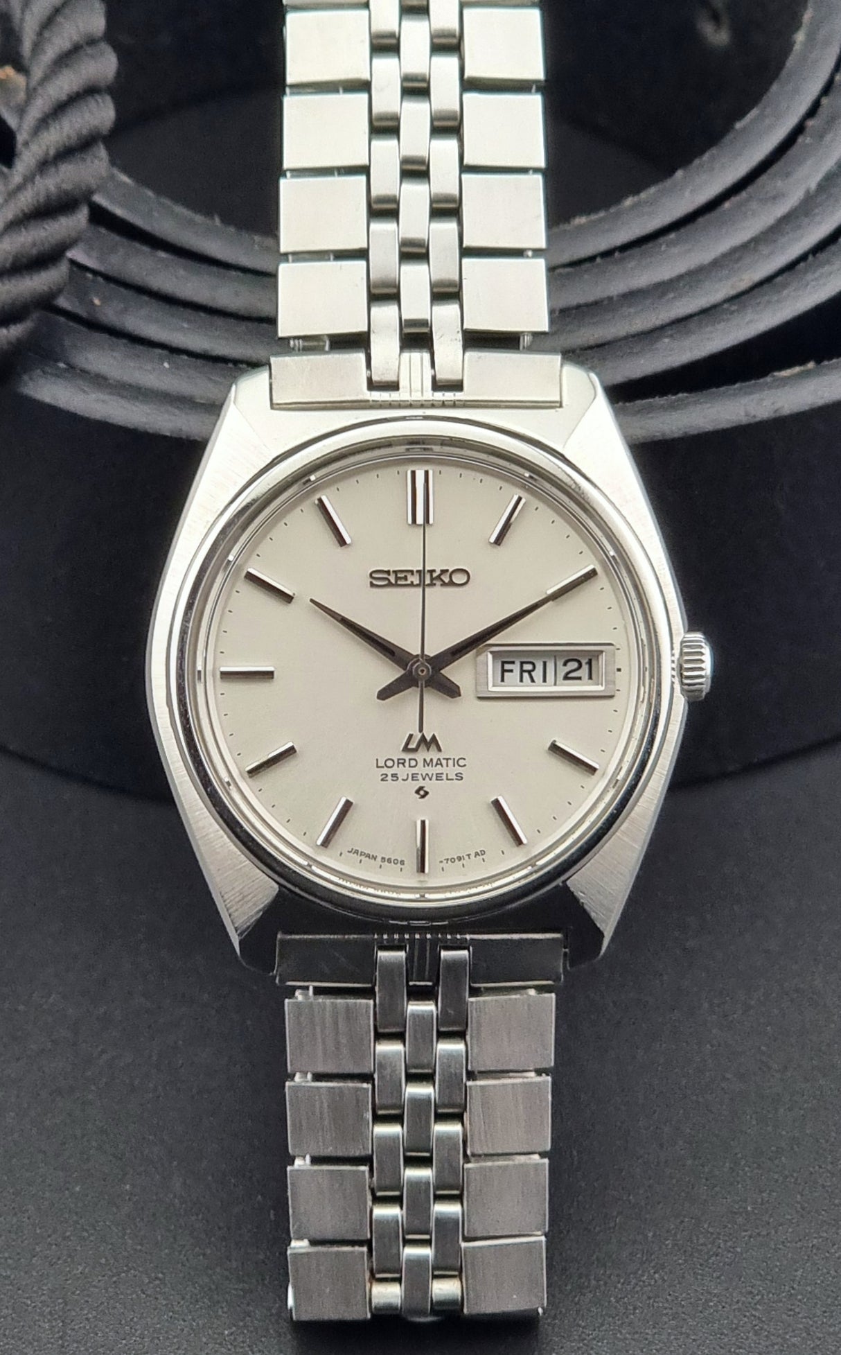 Seiko watch LordMatic 5606 - 7000 Vintage 1969 - Past2PresentWatches - Wristwatch