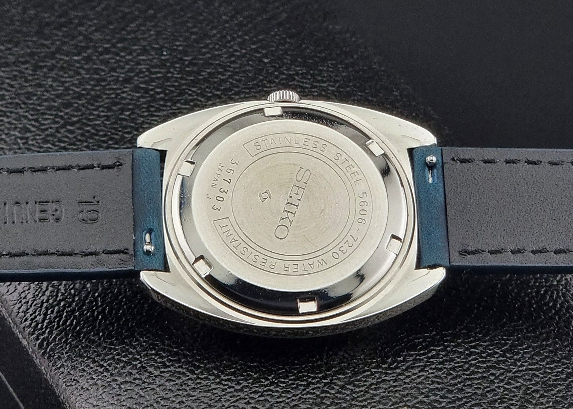 Seiko watch LordMatic 5606 - 7230 Vintage 1973 Blue Dial - Past2PresentWatches - Wristwatch