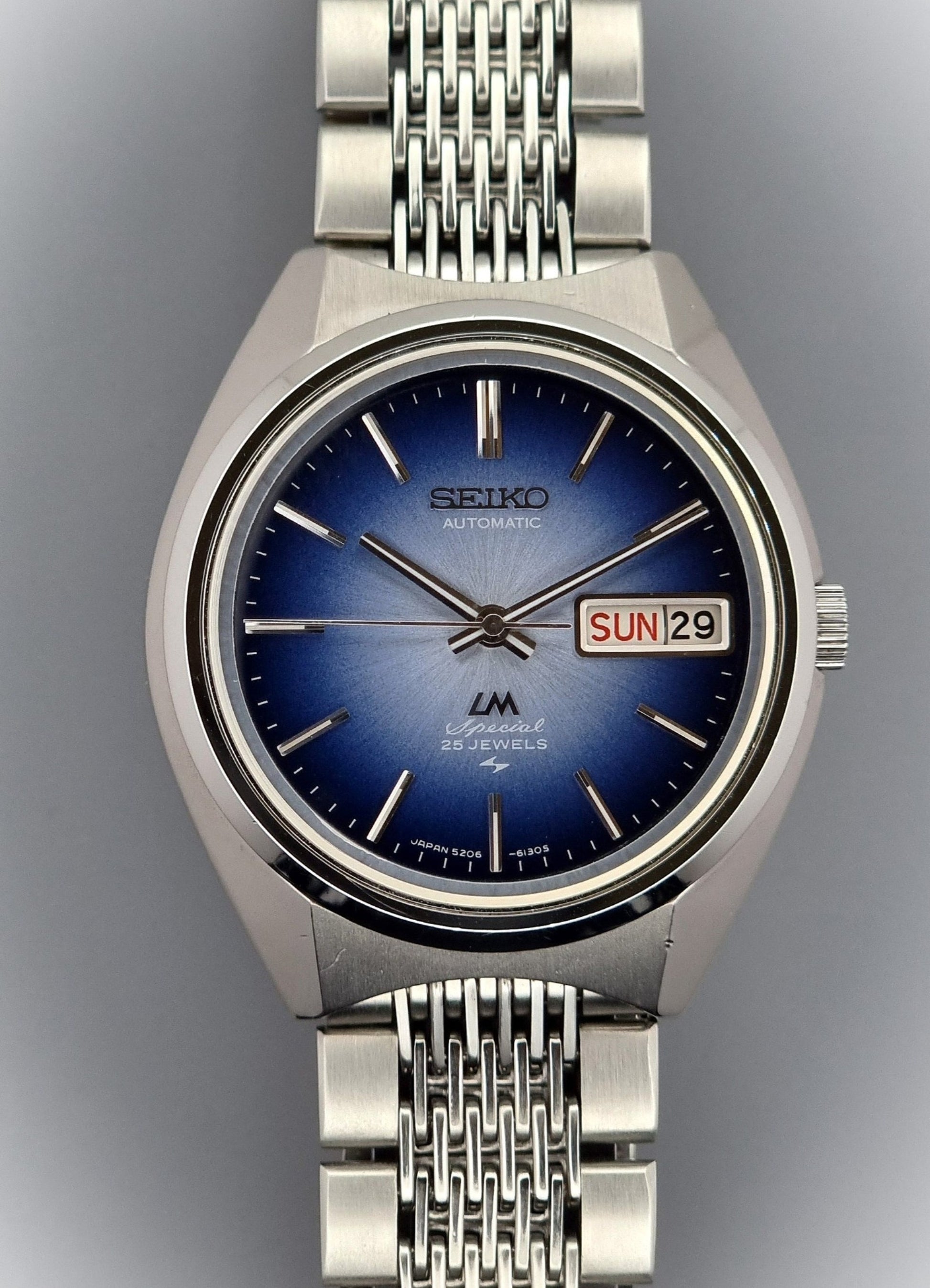 Seiko watch LordMatic Special 5206 - 6110 - Past2PresentWatches - Wristwatch - front view