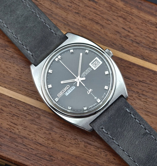 Vintage Seiko watch LordMatic Weekdater 5606-7050 Grey Dial 1969