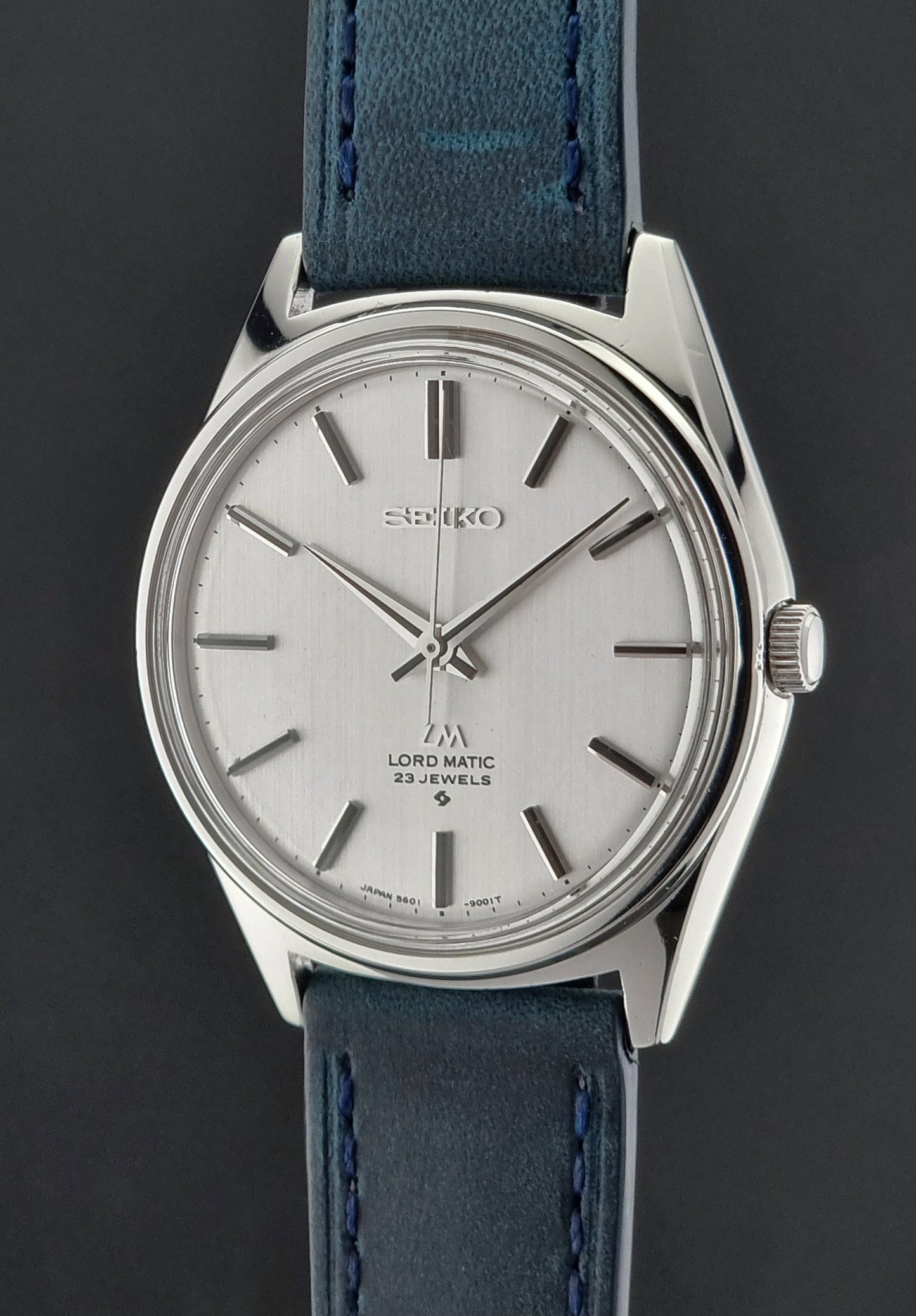 Vintage Seiko watch LordMatic 5601-9000 Automatic 1975