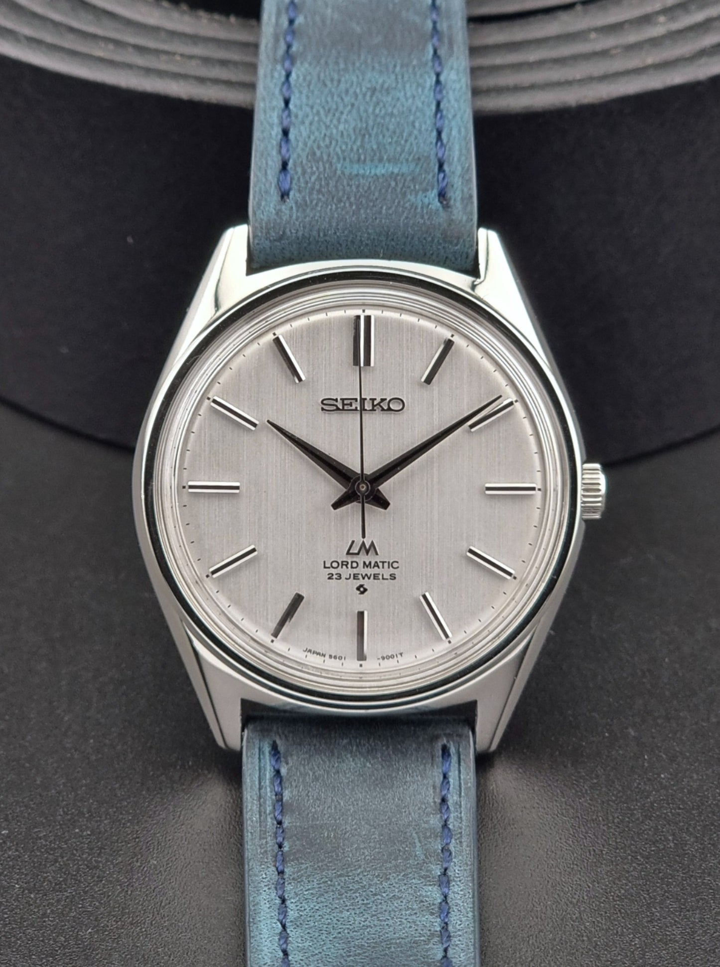 Vintage Seiko watch LordMatic 5601-9000 Automatic 1975