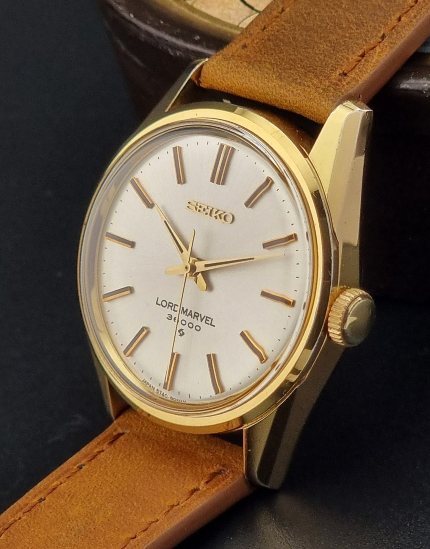 Seiko watch Lord Marvel 5740-8000 Vintage 1977 Gold Plated