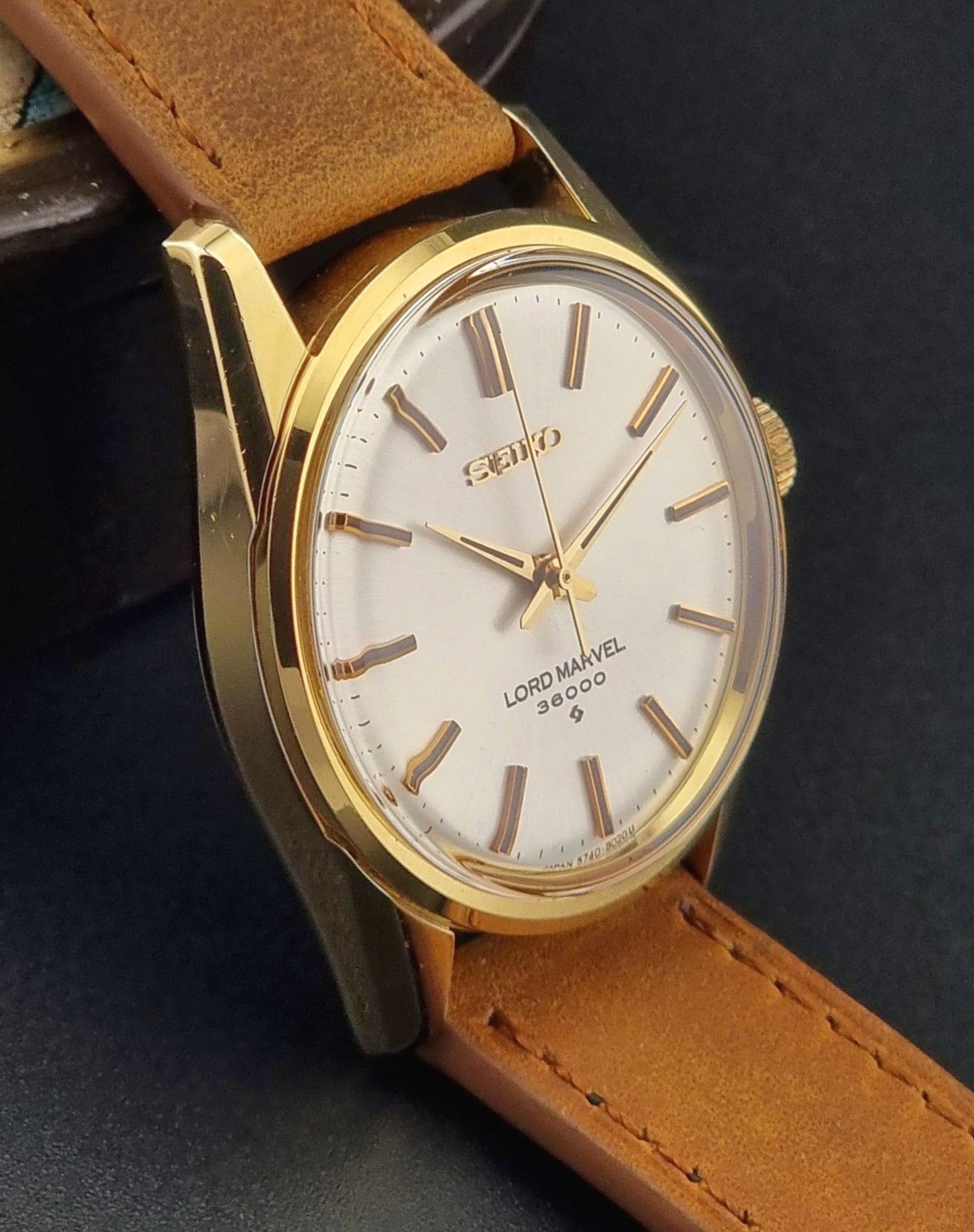 Seiko watch Lord Marvel 5740-8000 Vintage 1977 Gold Plated