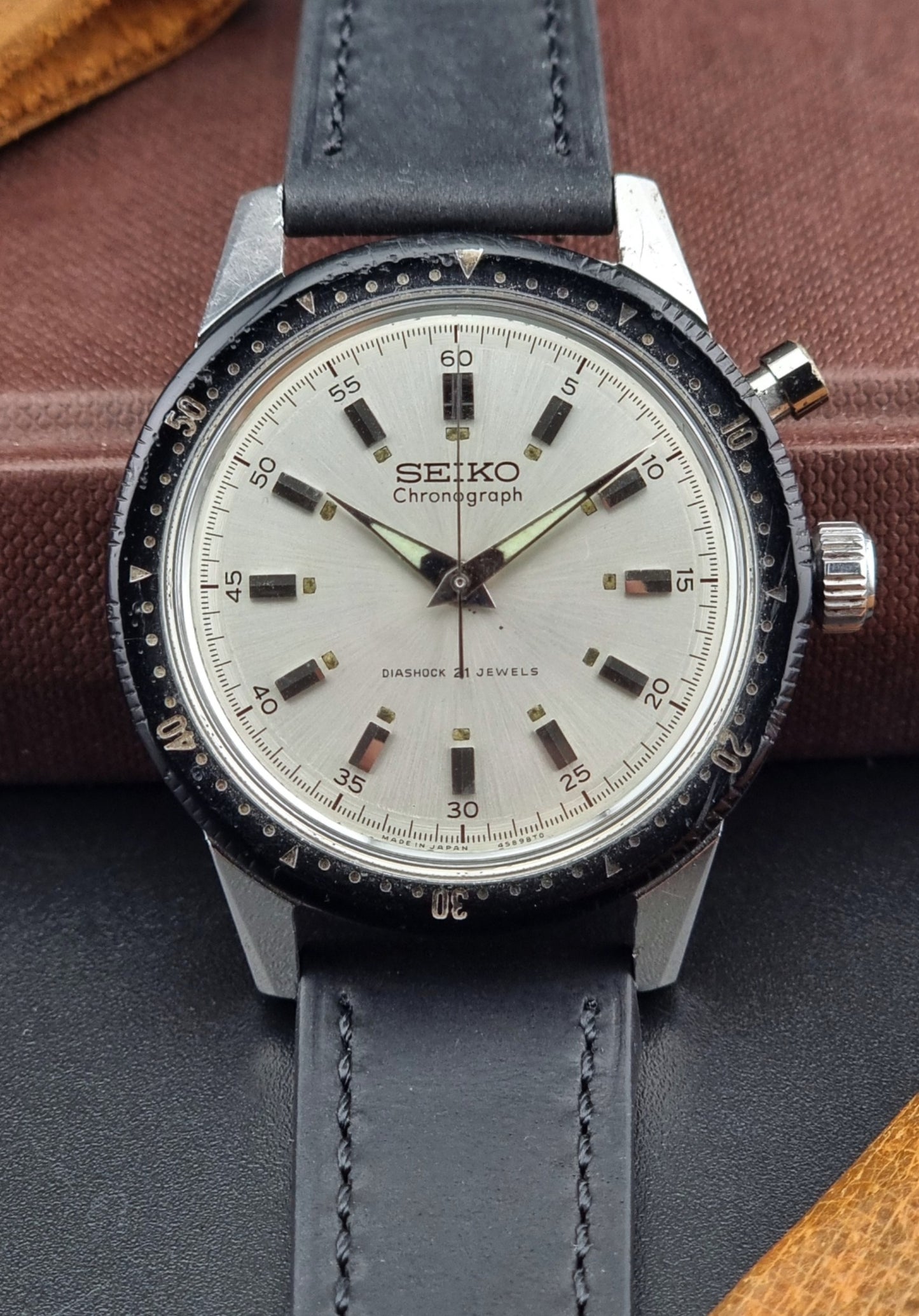 Seiko watch Crown 45899 Tokyo 1964 Olympic Vintage Chronograph