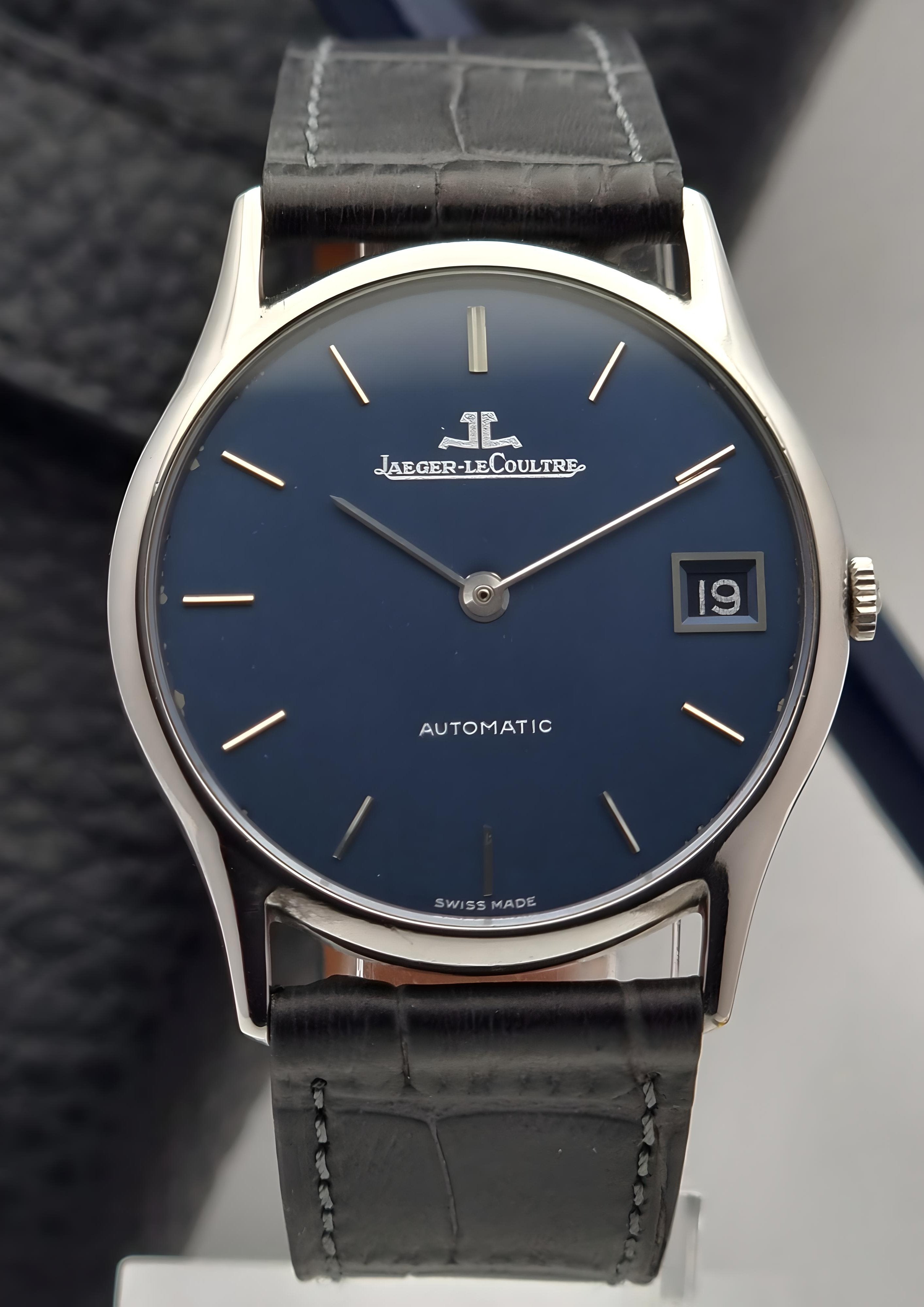 Jaeger LeCoultre watch JLC 5001.42 ULTRA THIN Past2PresentWatches