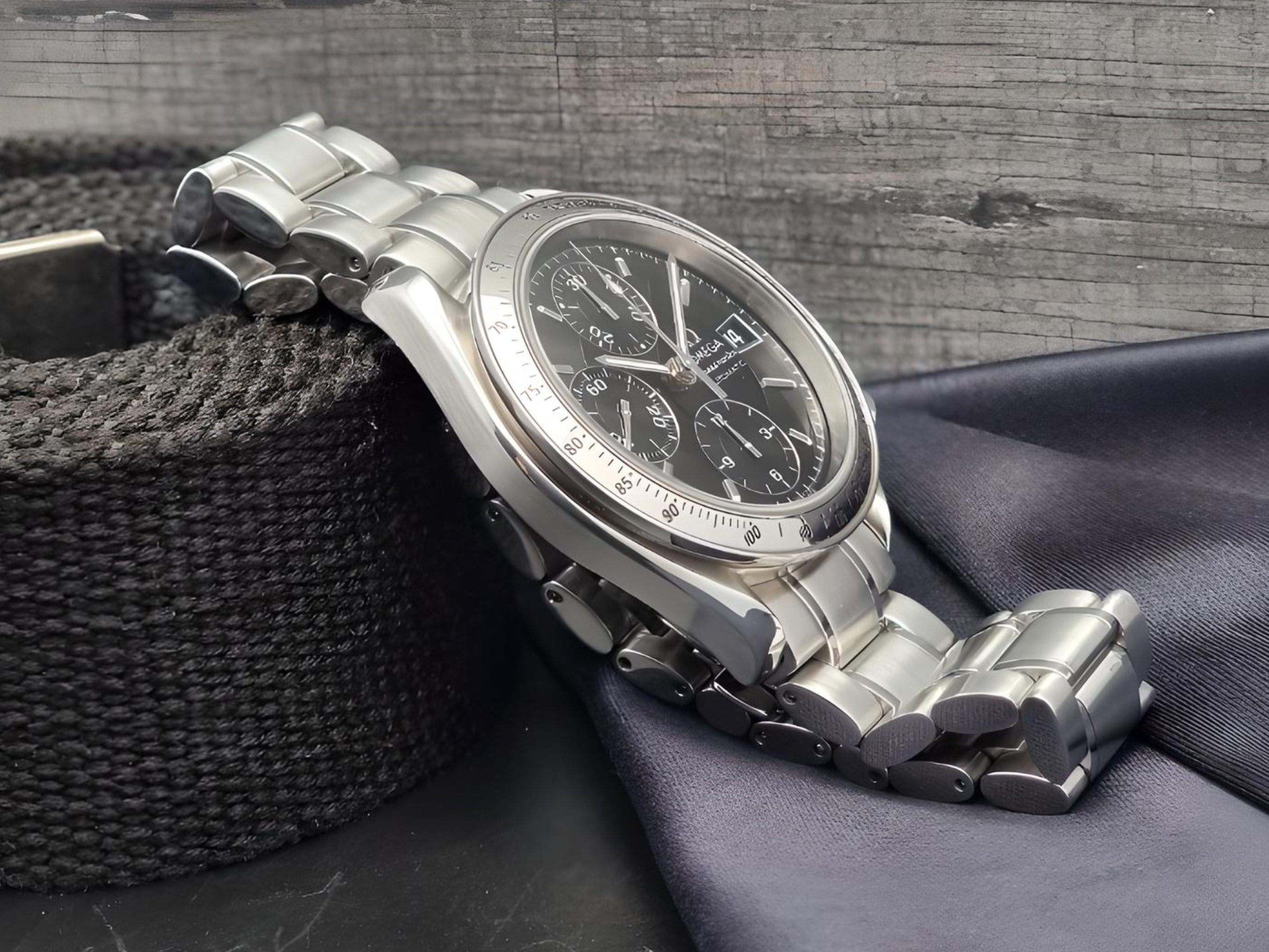 Omega watch Speedmaster Date 3513.50 Box and Papers