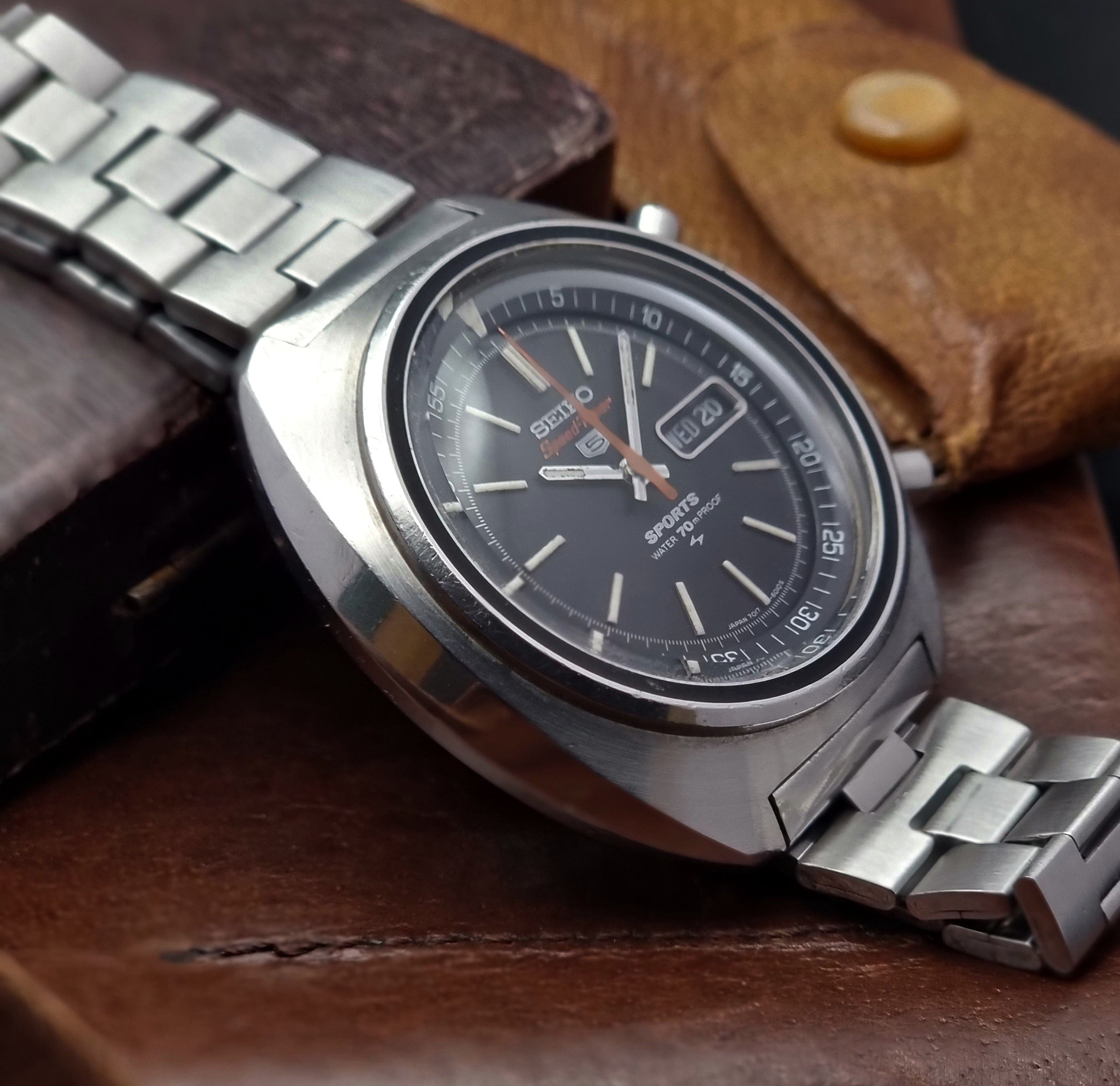 Seiko 5 cheap chronograph automatic