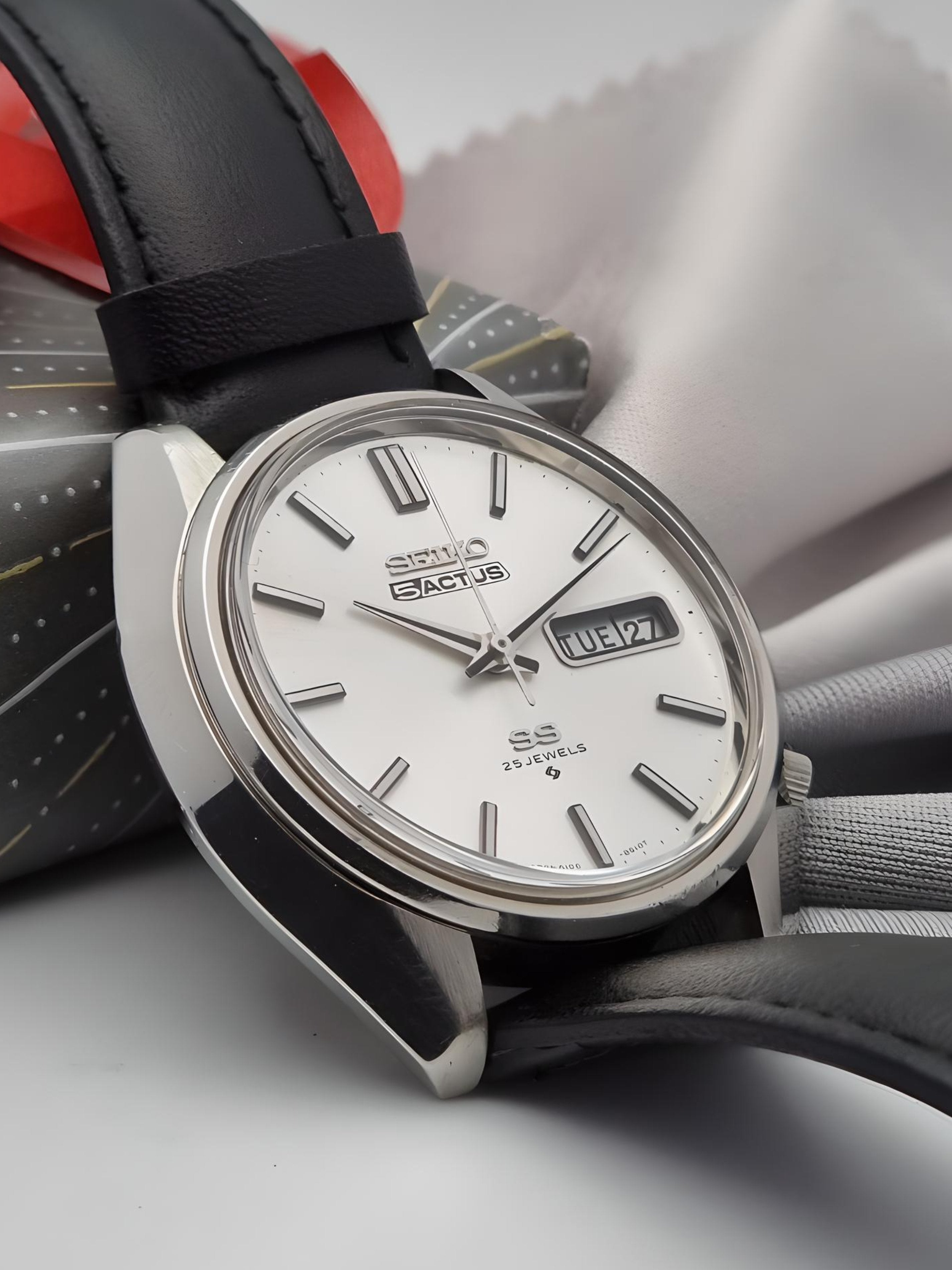 Seiko 5 shop watch automatic